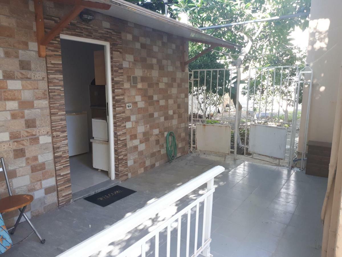 Apartamento Vivian'S Small House Rhodes City Exterior foto